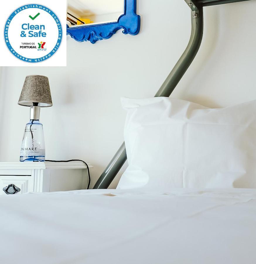Help Yourself Hostels - Restelo ลิสบอน ภายนอก รูปภาพ